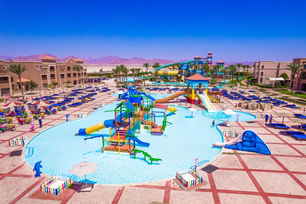 Charmillion Club Aquapark Hotel Шарм ел-Шейх Екстериор снимка Aqua Park at Hilton Sharm El Sheikh Resort