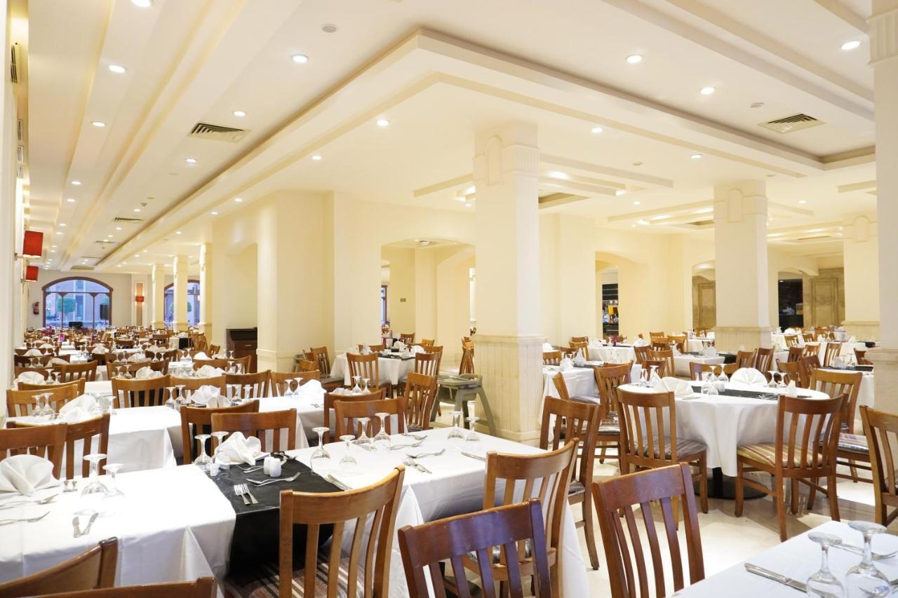 Charmillion Club Aquapark Hotel Шарм ел-Шейх Екстериор снимка The restaurant
