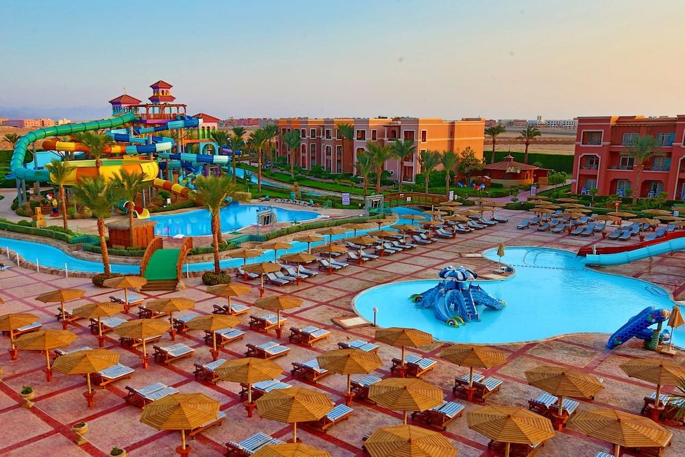 Charmillion Club Aquapark Hotel Шарм ел-Шейх Екстериор снимка Aqua Park at Hilton Sharm El-Sheikh Resort