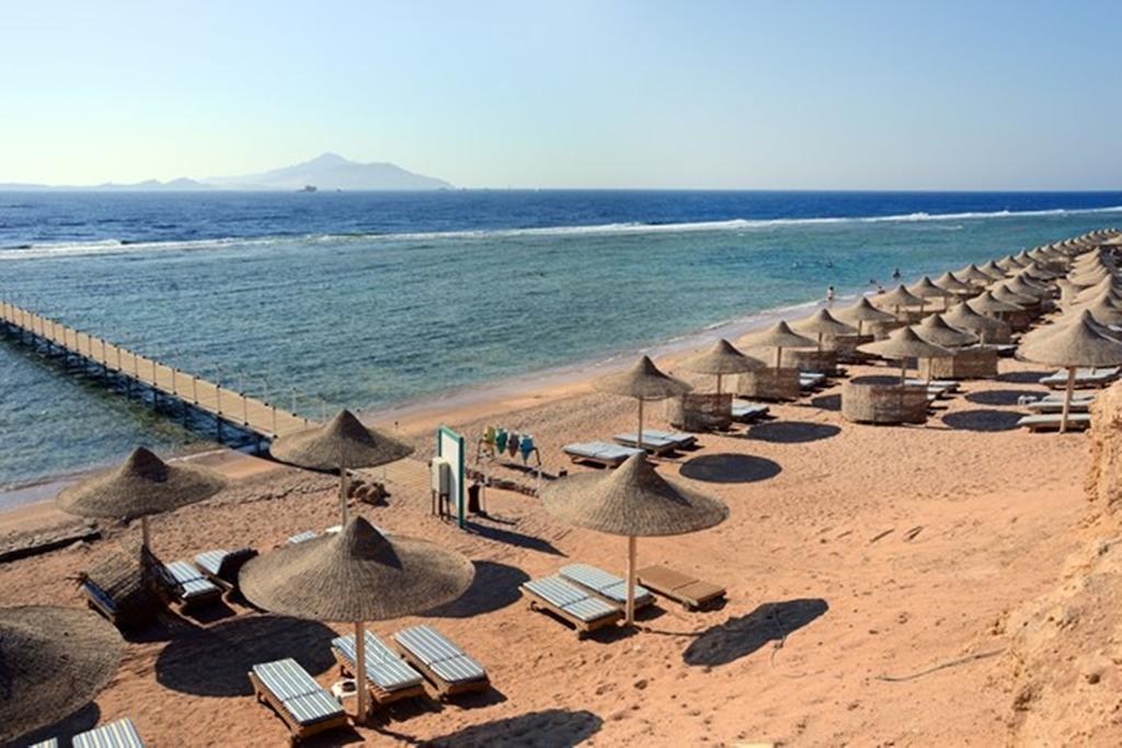 Charmillion Club Aquapark Hotel Шарм ел-Шейх Екстериор снимка Beach at the Red Sea